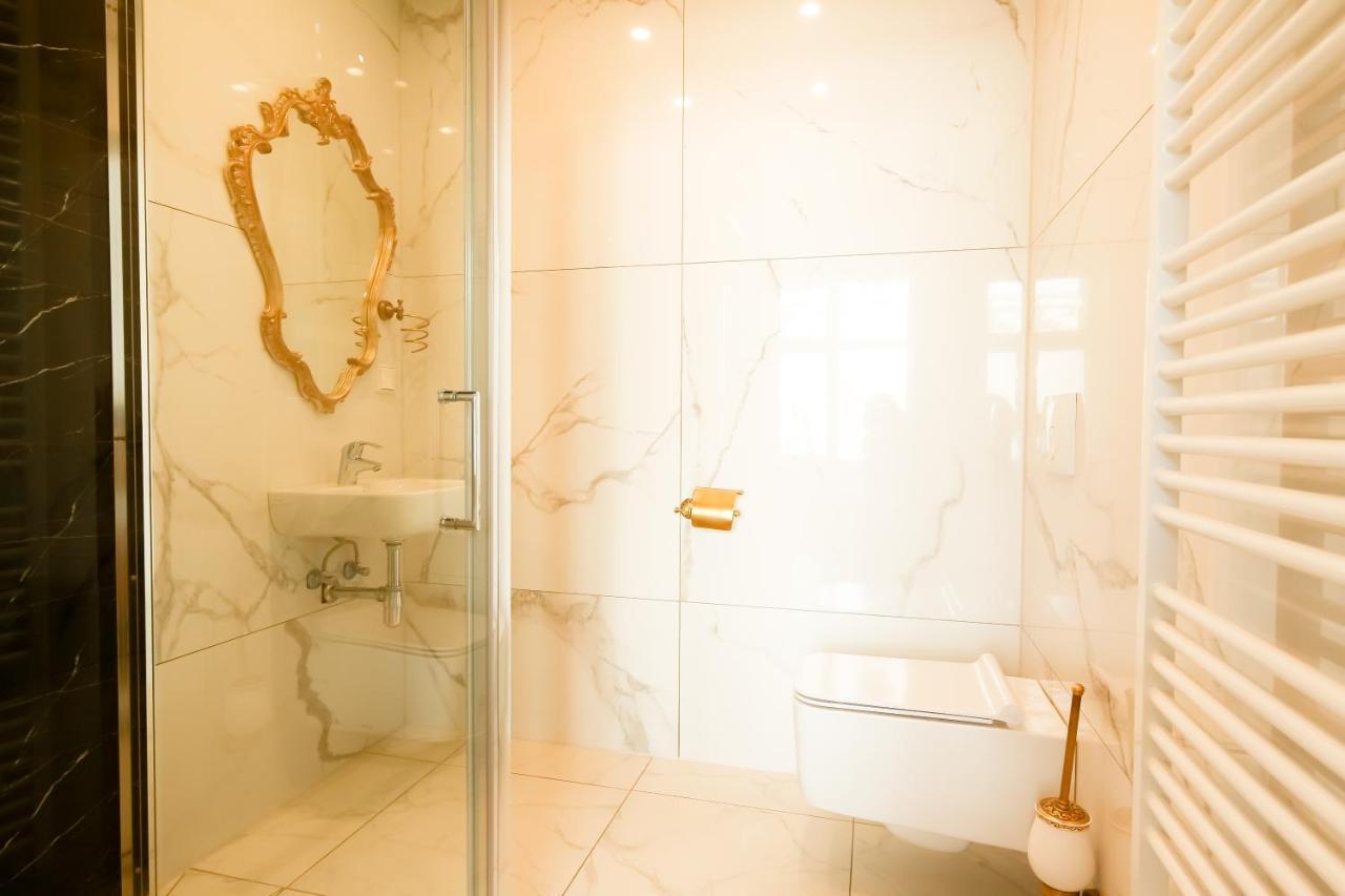 Luxury Master Room Vienna Exterior photo