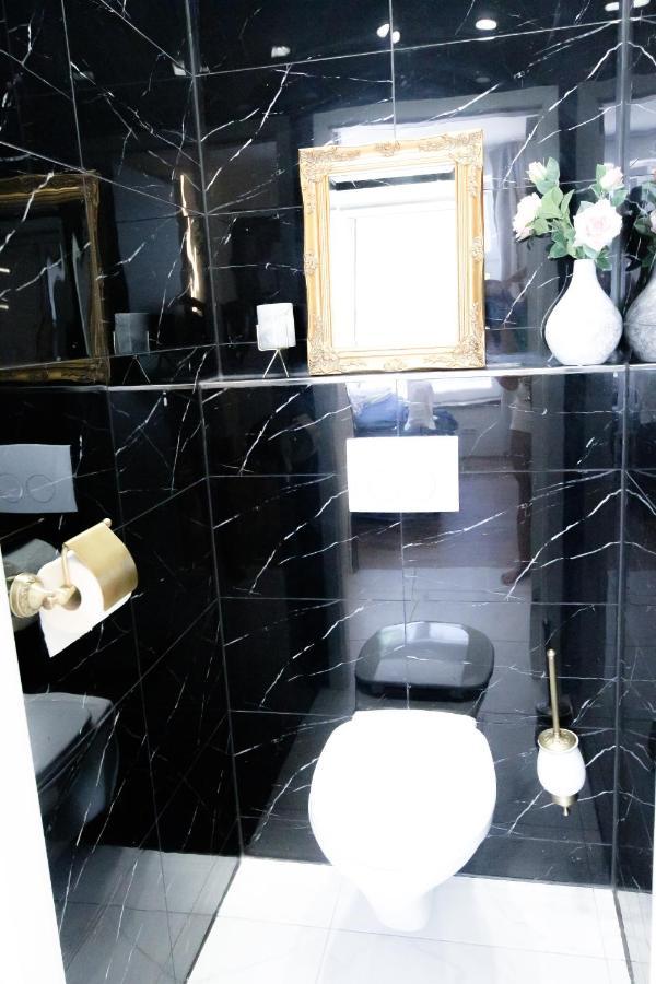 Luxury Master Room Vienna Exterior photo